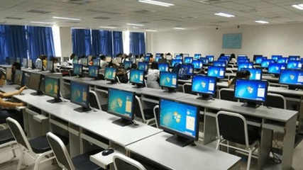 云課堂 高校計(jì)算機(jī)軟件技術(shù)開發(fā)教學(xué)的新引擎